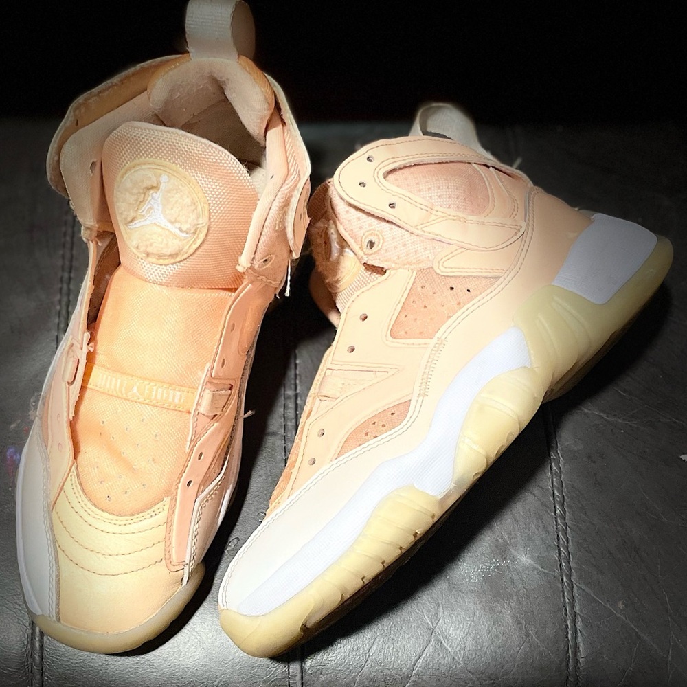 Jumpman Two-Trey Sunset Haze